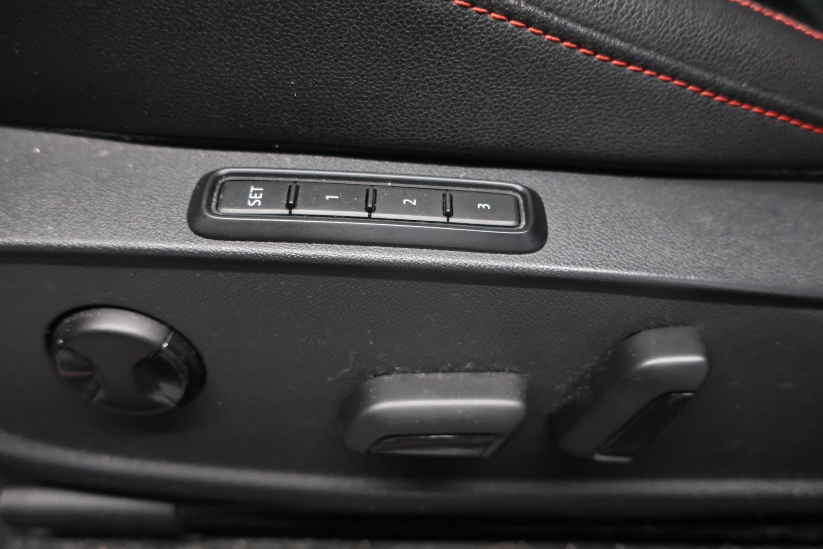 volkswagen Jetta 2020 - 12