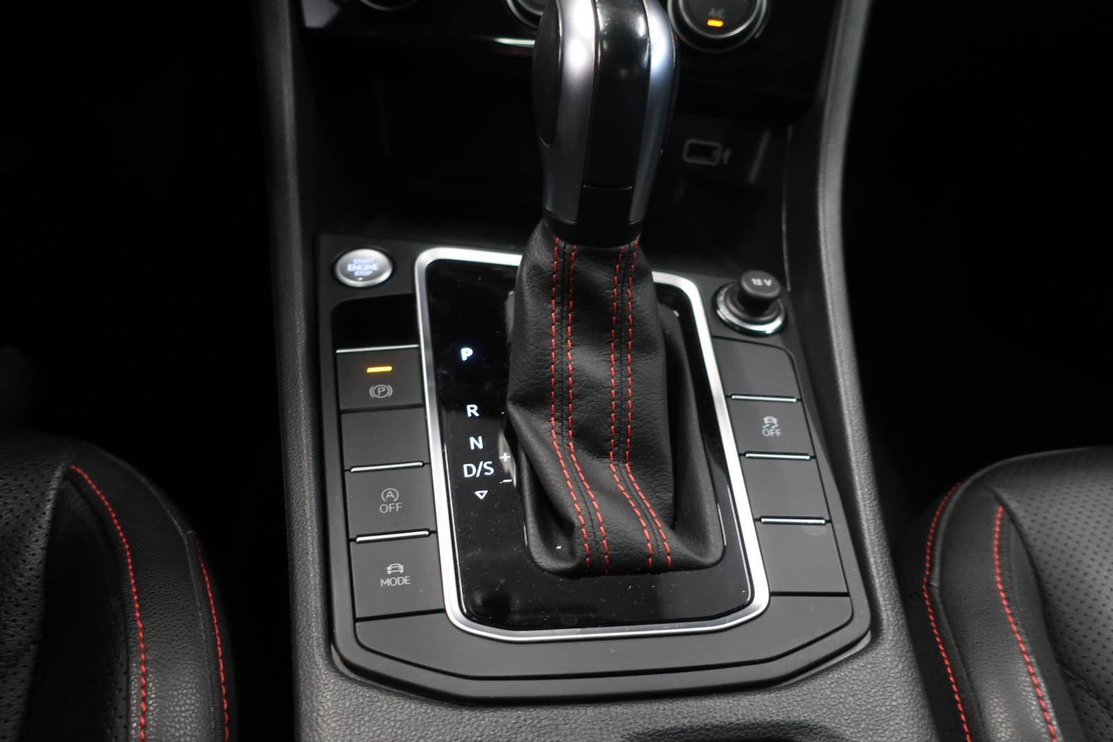 volkswagen Jetta 2020 - 15