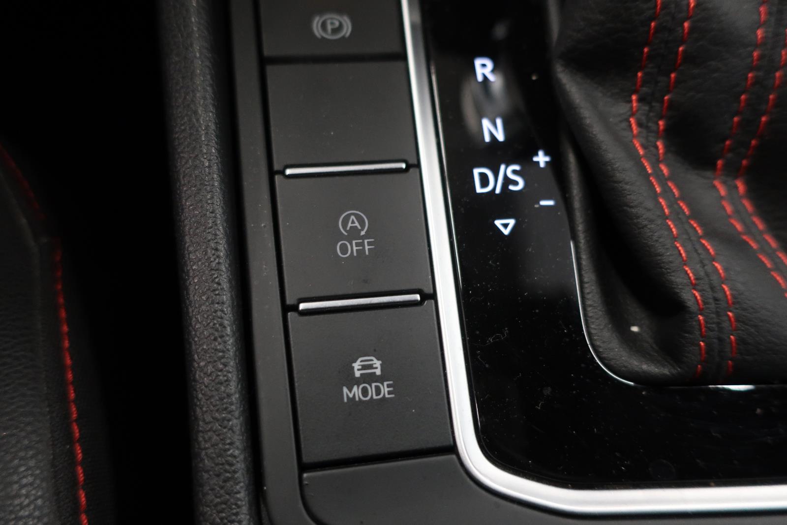 volkswagen Jetta 2020 - 18