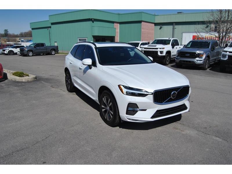 2023 Volvo XC60 - Image 7