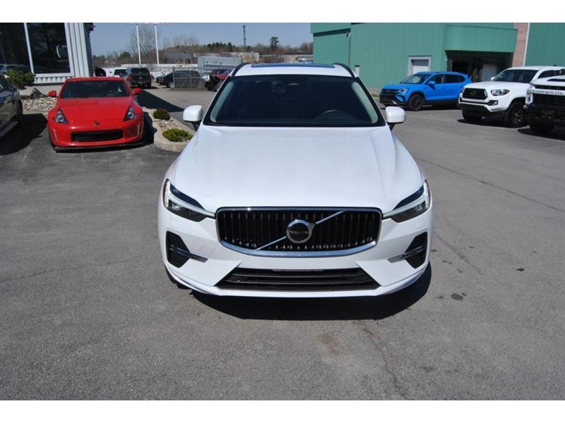 2023 Volvo XC60 - Image 8