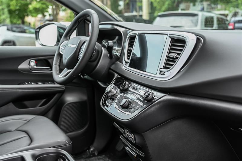 chrysler Grand Caravan 2025 - 24