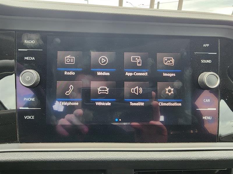 volkswagen Jetta 2019 - 12