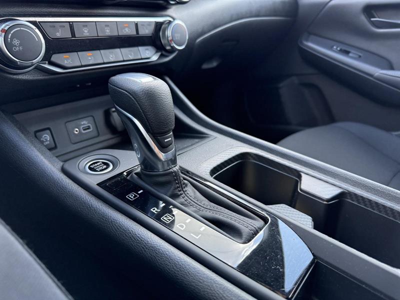 nissan Sentra 2020 - 12