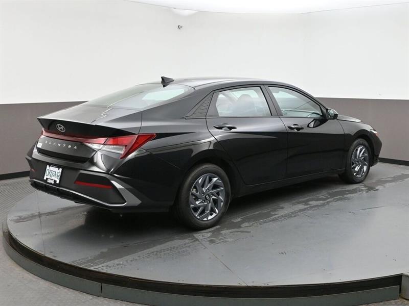 hyundai Elantra 2024 - 24