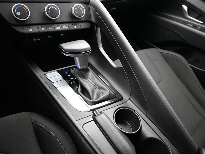 hyundai Elantra 2023 - 9