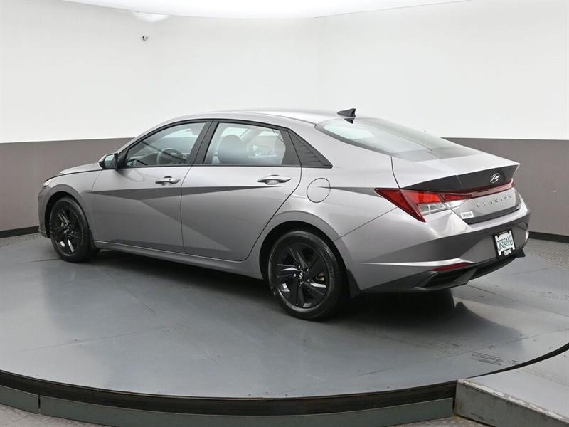 hyundai Elantra 2023 - 25