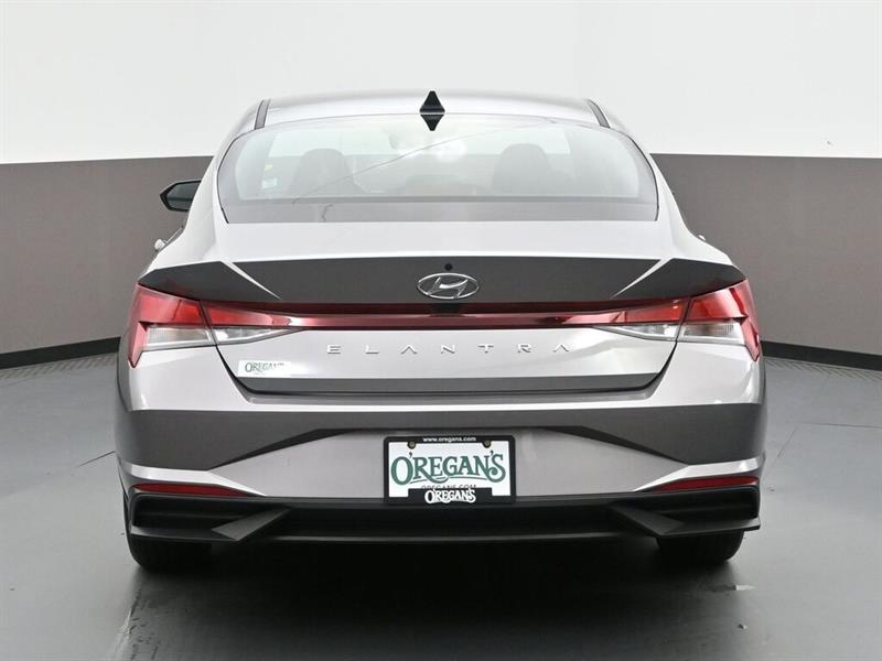 hyundai Elantra 2023 - 26
