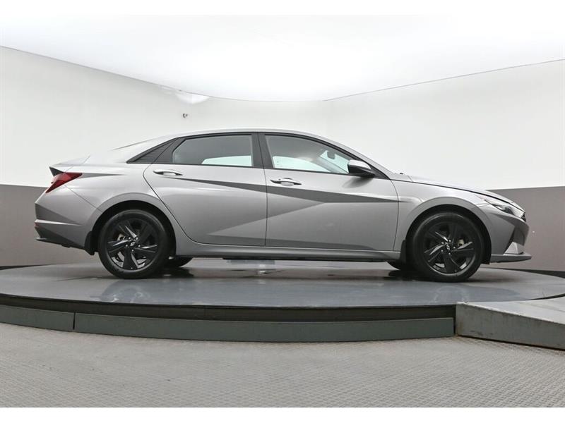 hyundai Elantra 2023 - 30