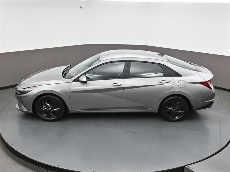 hyundai Elantra 2023 - 40