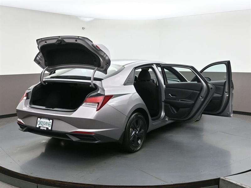 hyundai Elantra 2023 - 52