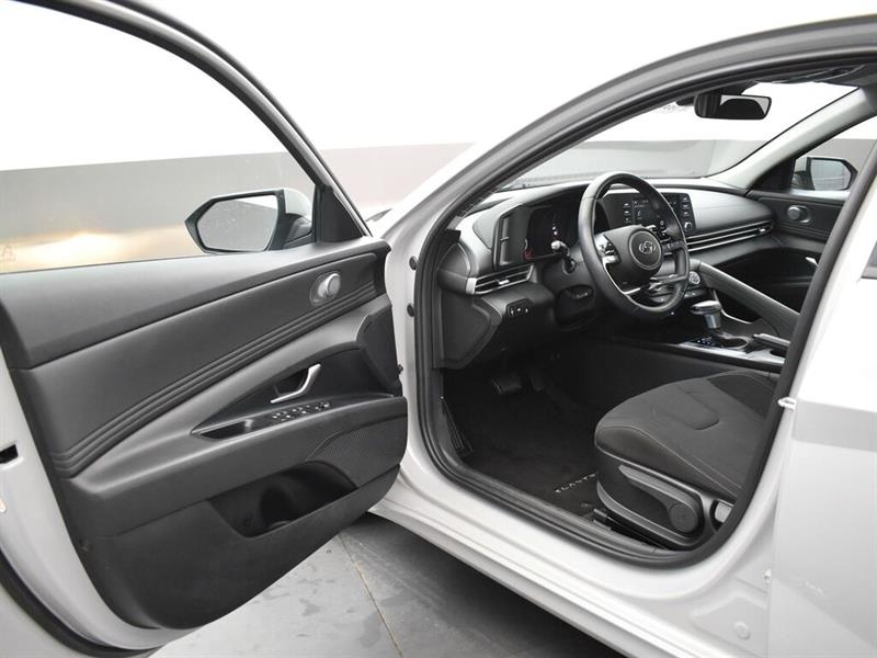 hyundai Elantra 2023 - 10