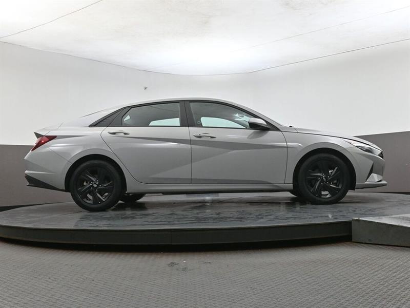 hyundai Elantra 2023 - 30