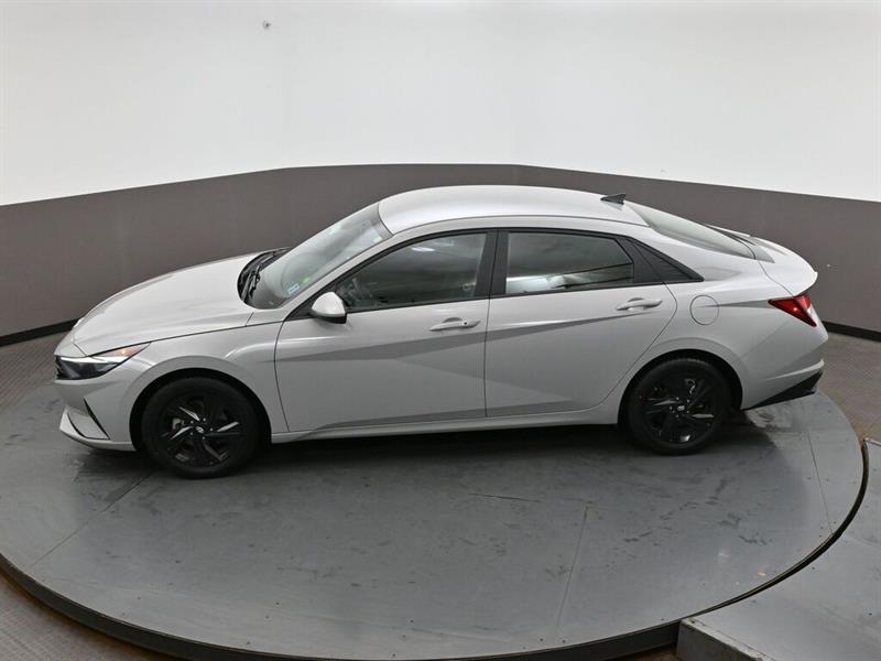 hyundai Elantra 2023 - 40