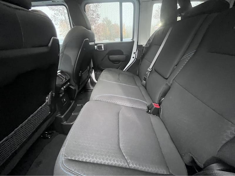 jeep Wrangler 2024 - 17