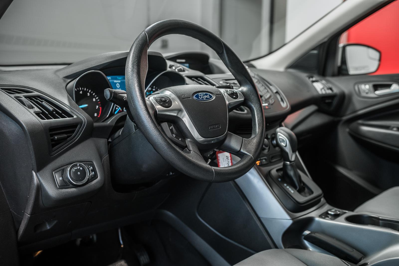 ford Escape 2015 - 14