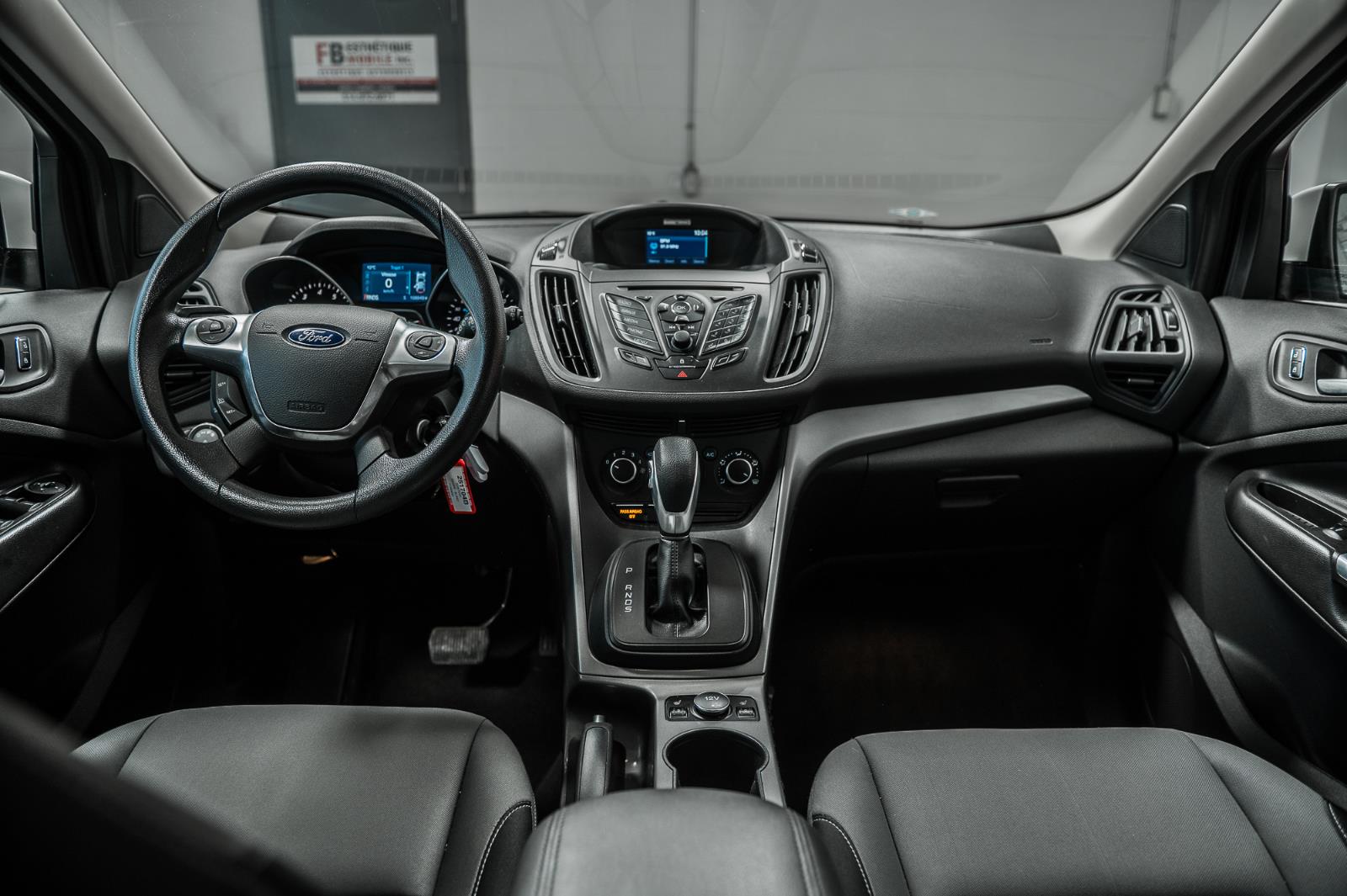 ford Escape 2015 - 24