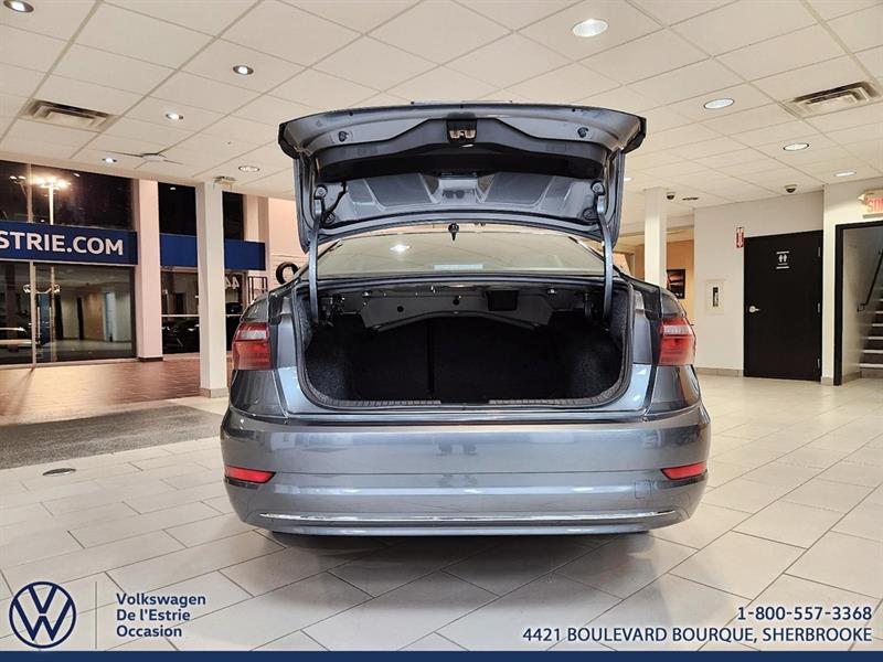 volkswagen Jetta 2021 - 8