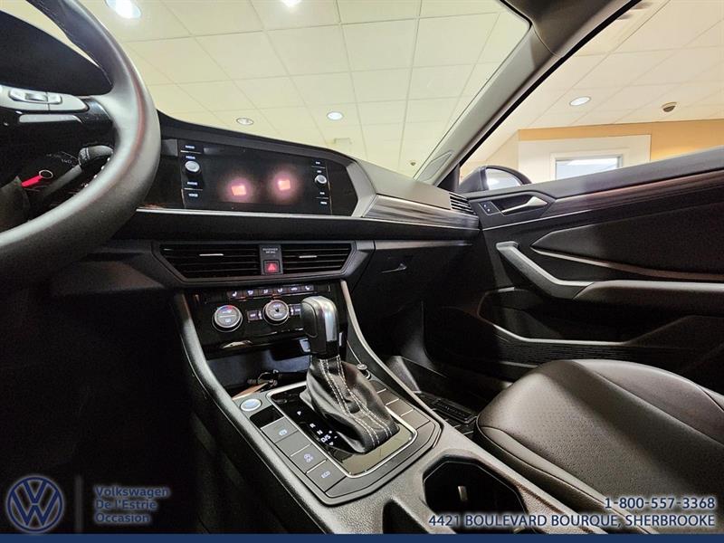 volkswagen Jetta 2021 - 15