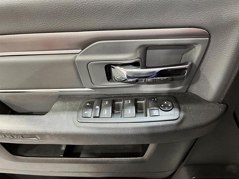 ram 1500 Classic 2023 - 11