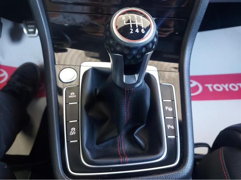 volkswagen Golf GTI 2021 - 16