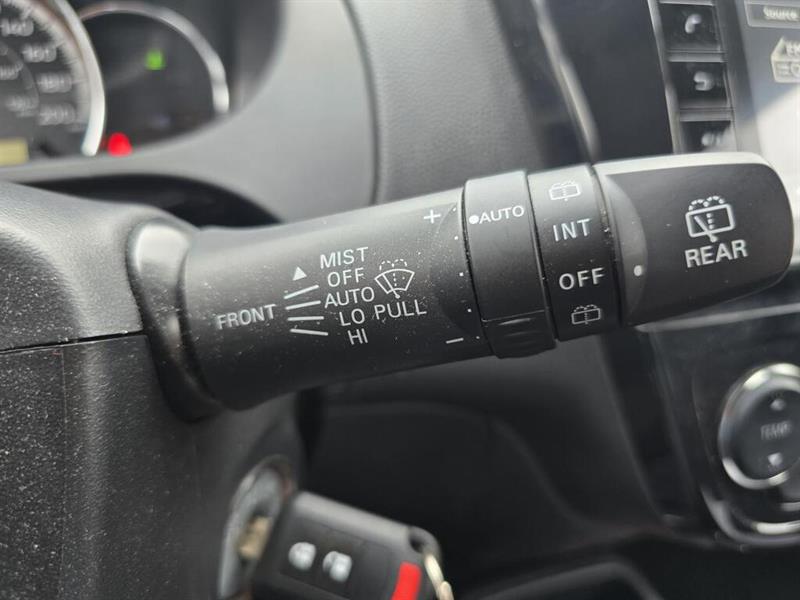 mitsubishi Mirage 2024 - 17