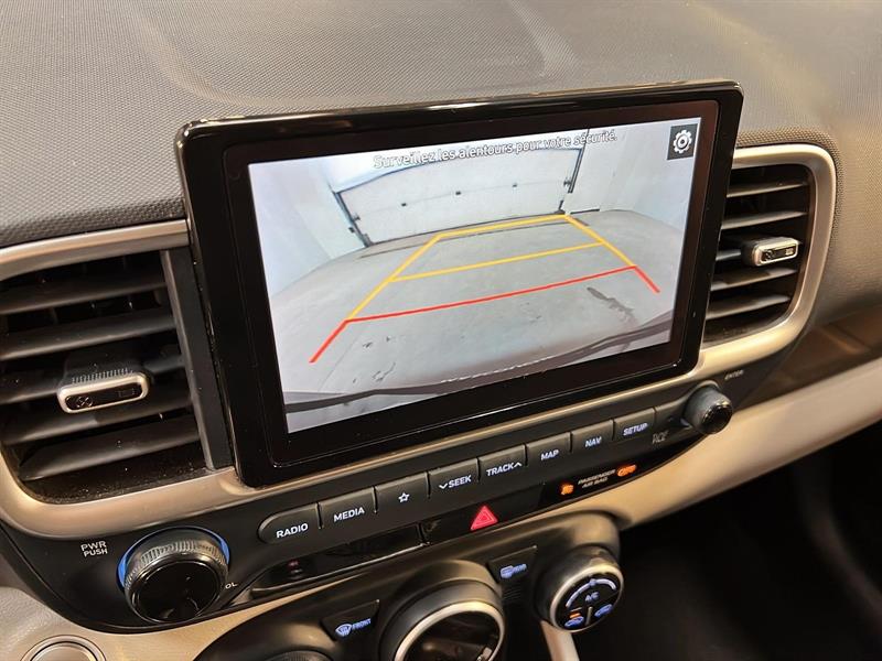 hyundai Venue 2021 - 17