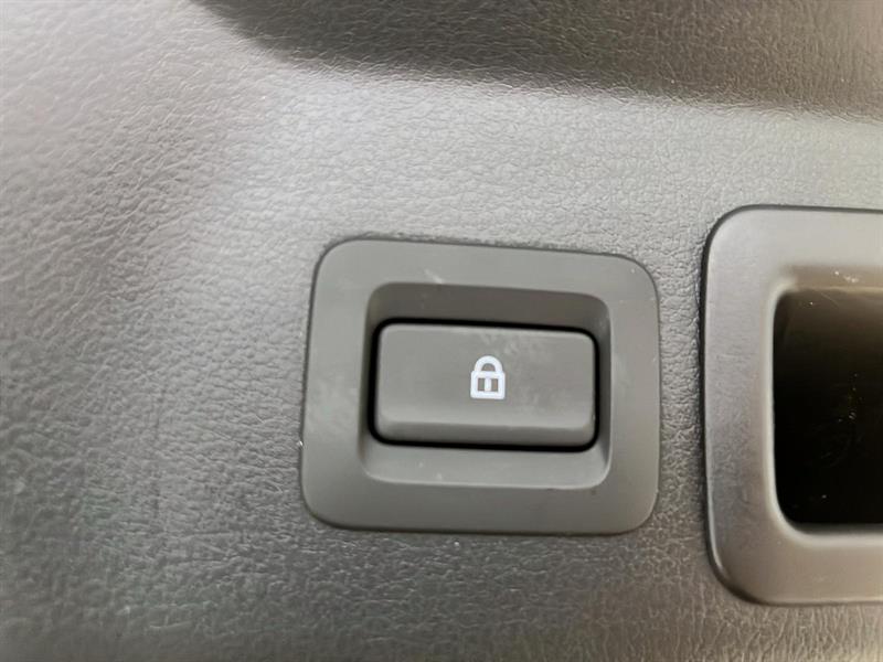 mazda MX-30 2023 - 13