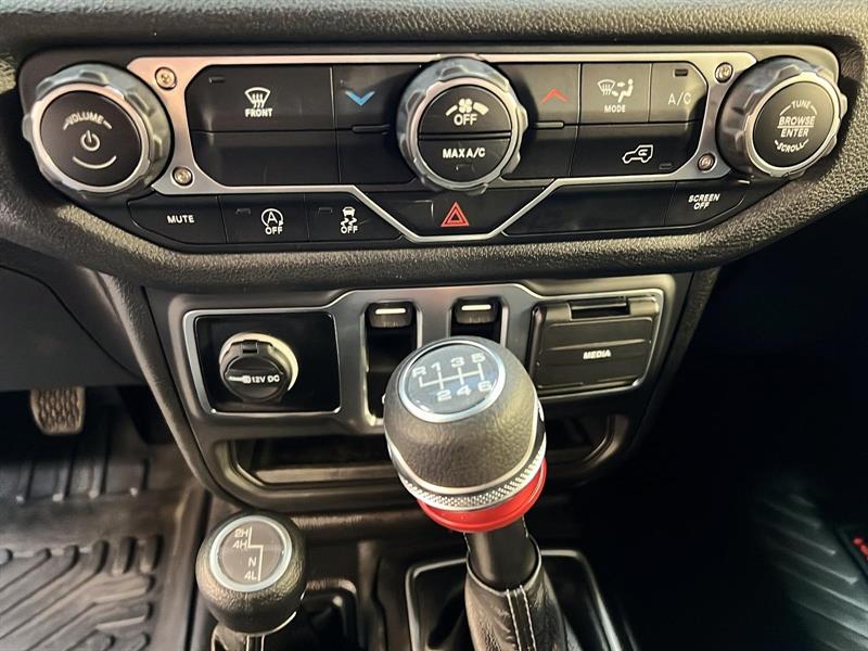 jeep Wrangler 2025 - 13