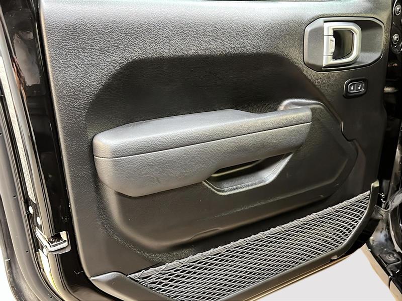 jeep Wrangler 2025 - 21