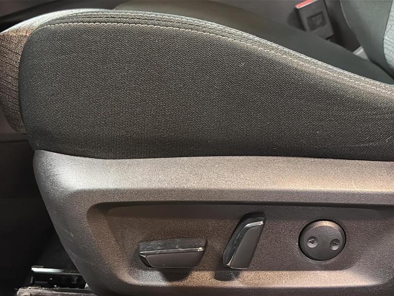 nissan Rogue 2023 - 25