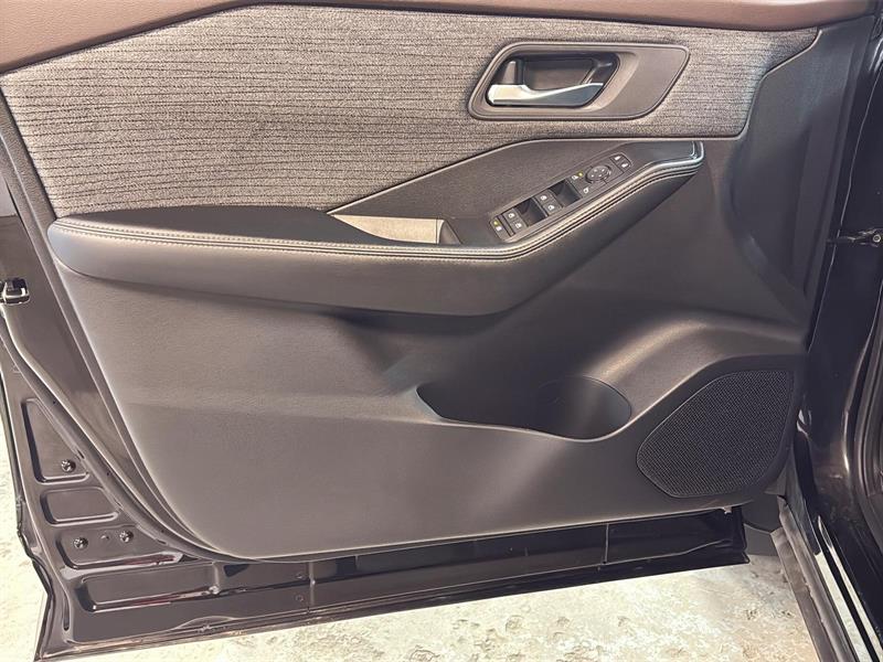 nissan Rogue 2023 - 26