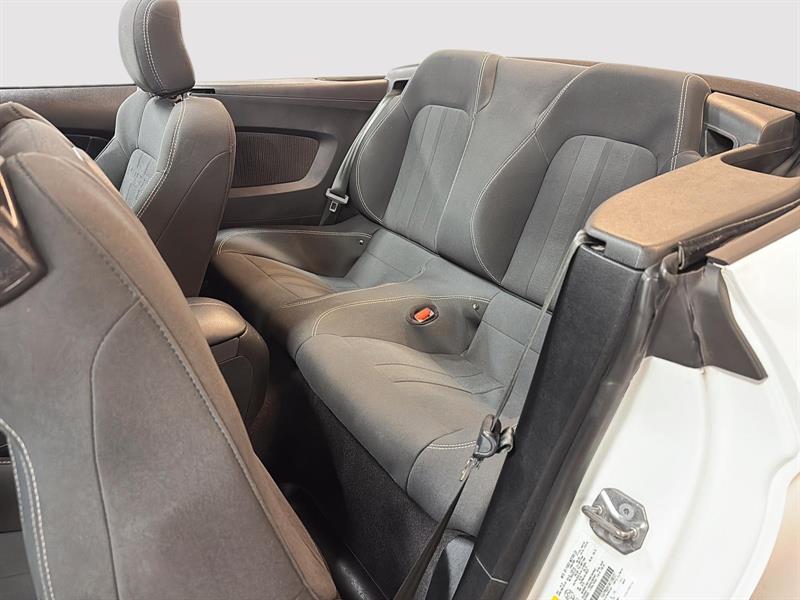 ford Mustang 2022 - 10