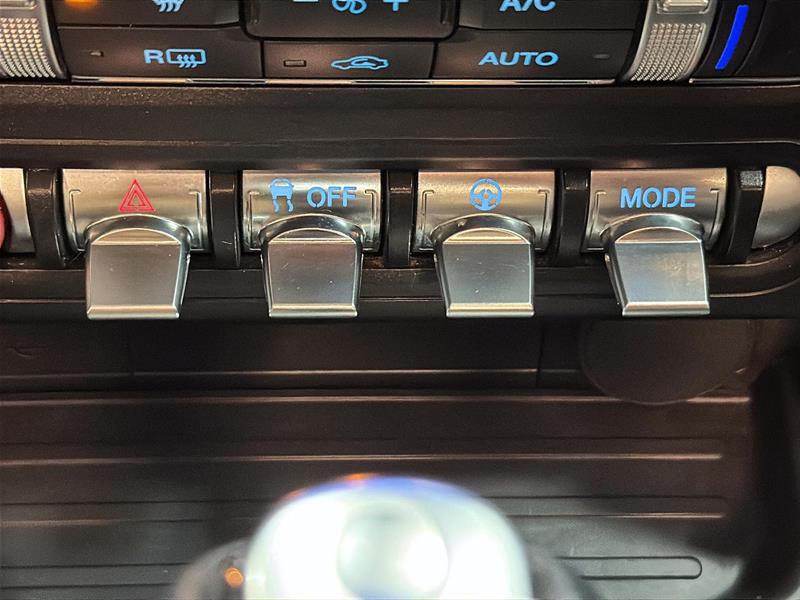 ford Mustang 2022 - 15