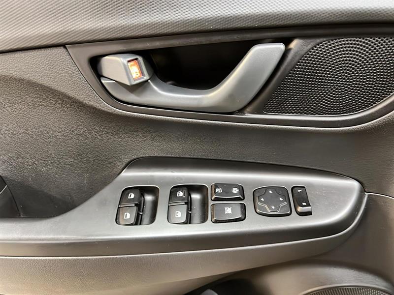 hyundai Kona 2023 - 21