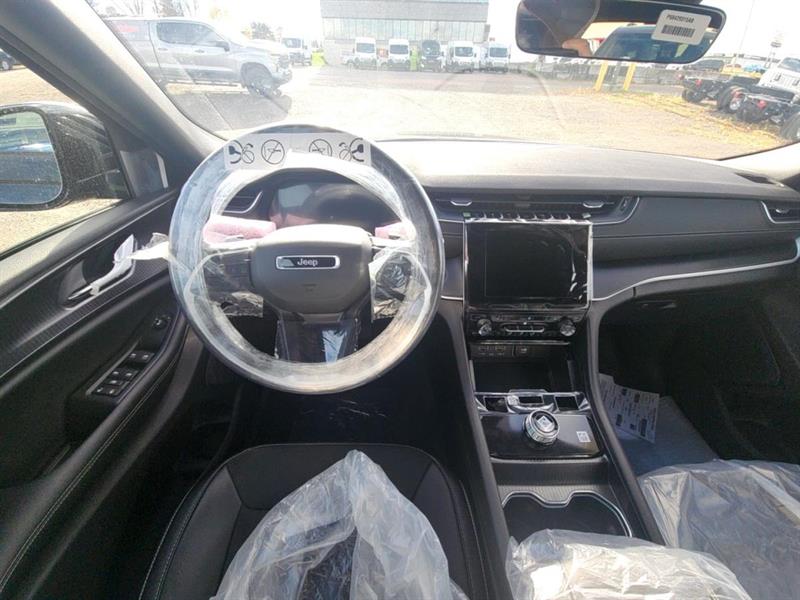 jeep Grand Cherokee 2025 - 8