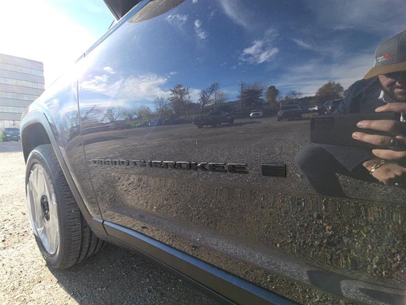 jeep Grand Cherokee 2025 - 6