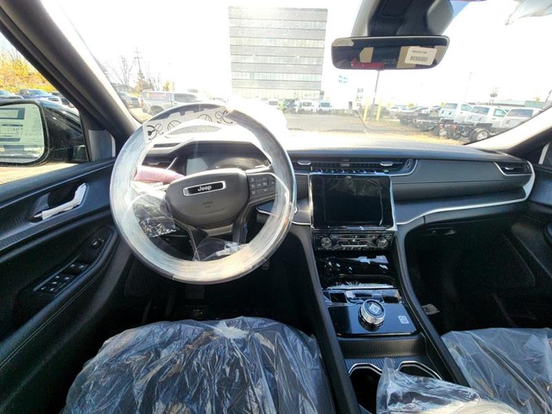 jeep Grand Cherokee 2025 - 9