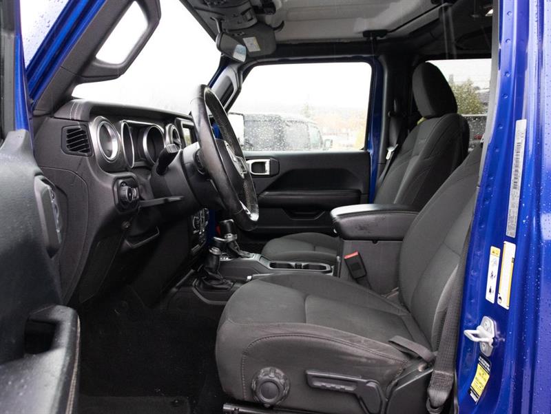 jeep Wrangler 2018 - 11