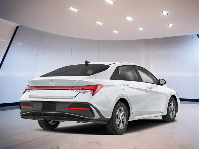 hyundai Elantra 2025 - 2