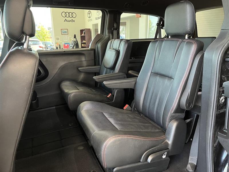 dodge Grand Caravan 2020 - 19