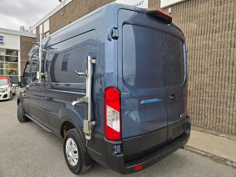 ford E-Transit Cargo Van 2023 - 3