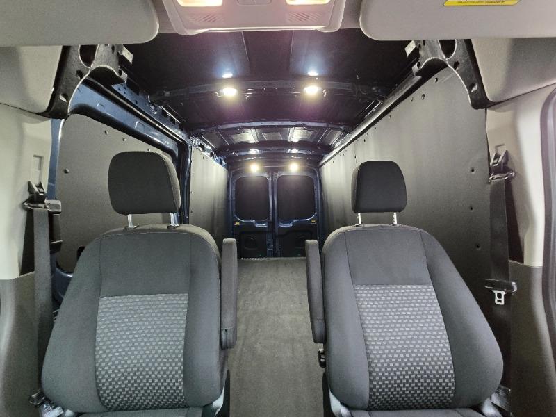 ford E-Transit Cargo Van 2023 - 29