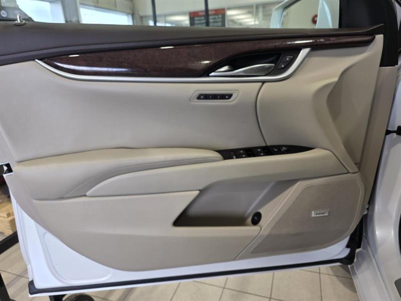 cadillac XTS 2017 - 22