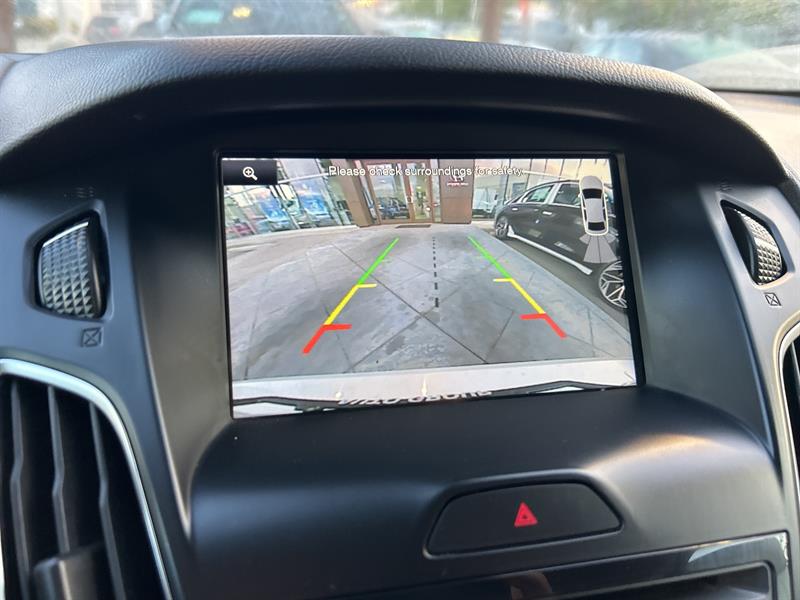 ford Focus 2015 - 12