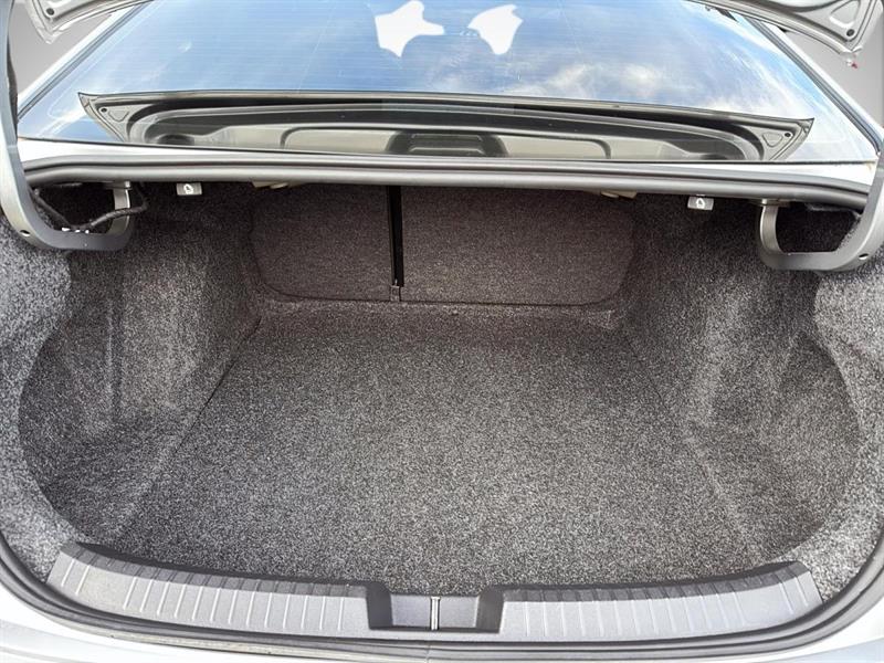 volkswagen Jetta 2021 - 8