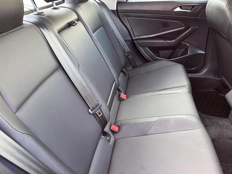 volkswagen Jetta 2021 - 10