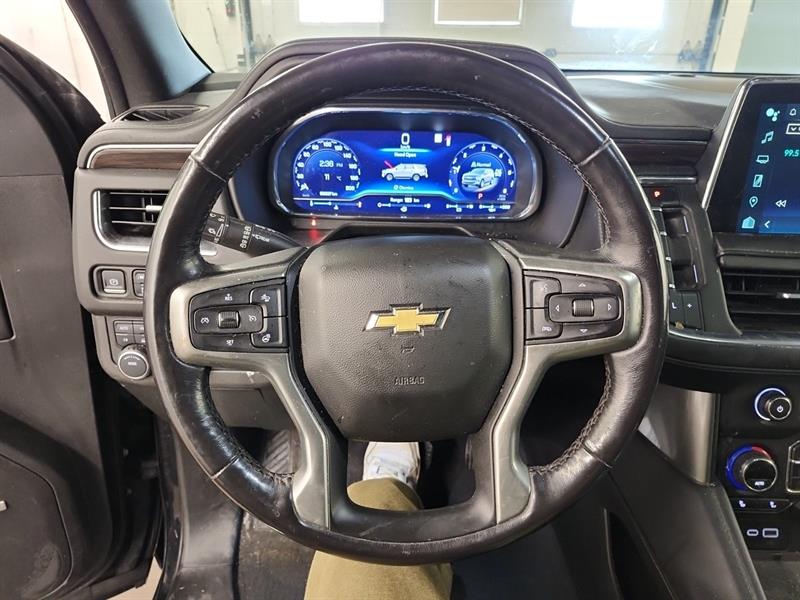 chevrolet Suburban 2022 - 8