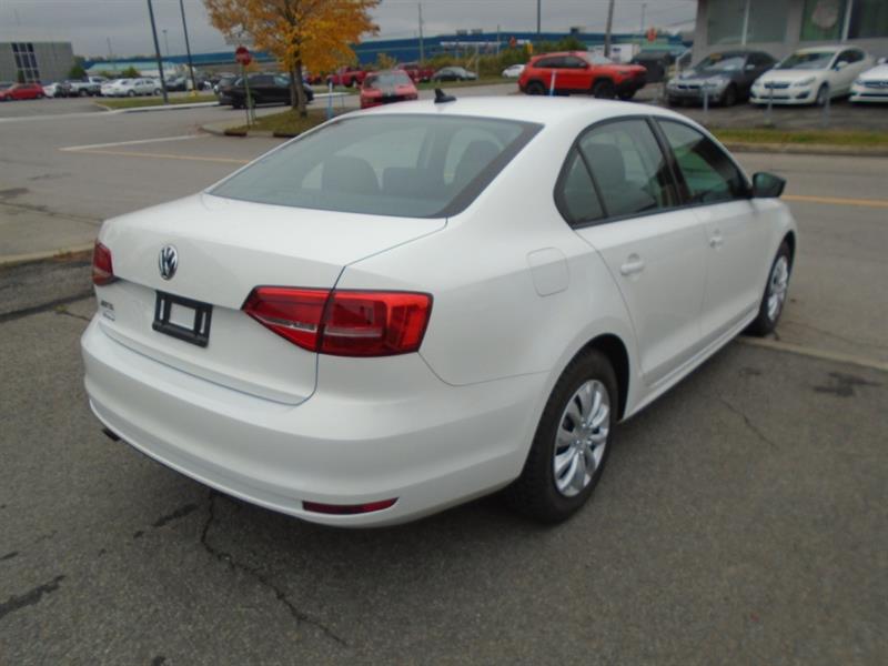 volkswagen Jetta 2015 - 4