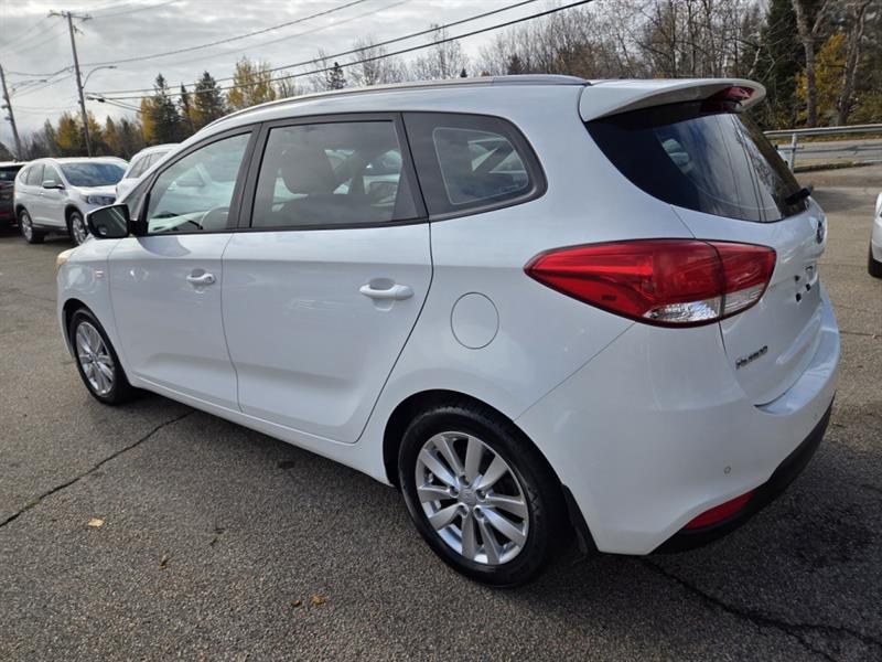 kia Rondo 2014 - 7